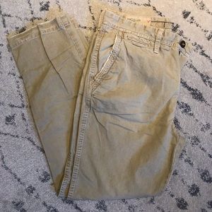 AE Men’s Khaki Pants
